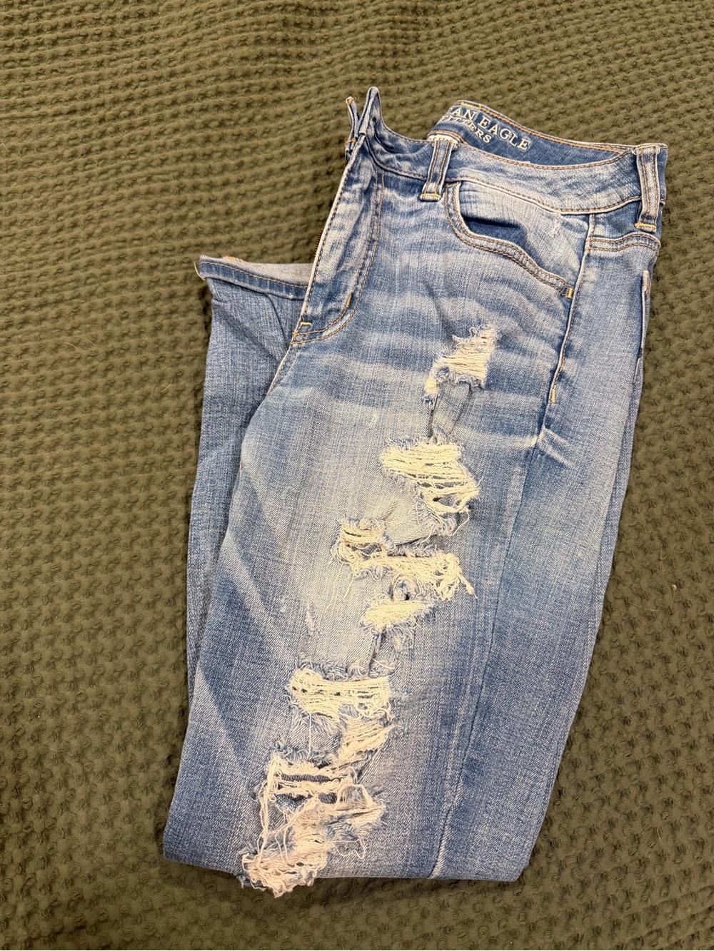 American Eagle Outfitters Distressed Light Blue Skinny Jeans